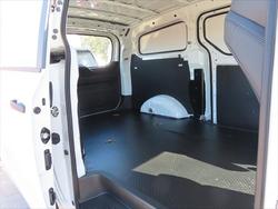 2025 LDV
G10
