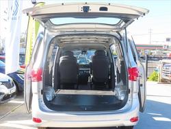 2025 LDV
G10