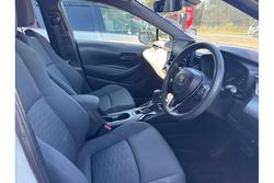 2022 Toyota
Corolla Ascent Sport Hybrid
