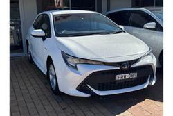 2022 Toyota
Corolla Ascent Sport Hybrid