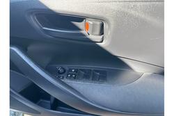 2022 Toyota
Corolla Ascent Sport Hybrid