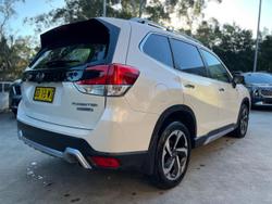 2022 Subaru
Forester Hybrid S