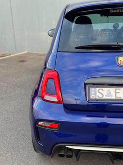 2020 Abarth
595 Competizione
