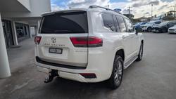 2021 Toyota Landcruiser Sahara ZX