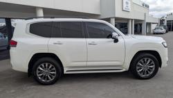 2021 Toyota
Landcruiser Sahara ZX