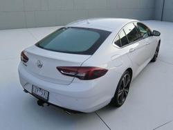 2018 Holden Calais V