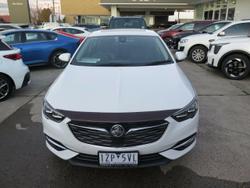 2018 Holden
                Calais V