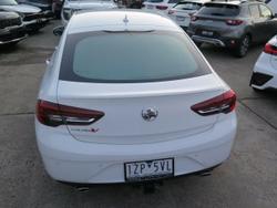 2018 Holden
                Calais V