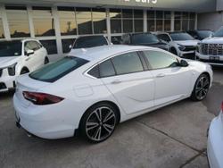 2018 Holden
                Calais V