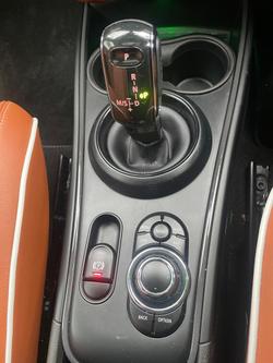2022 MINI
Countryman Cooper S Classic