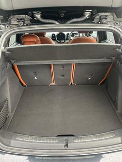 2022 MINI
Countryman Cooper S Classic