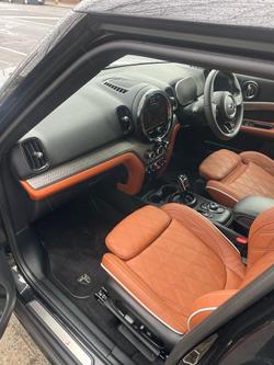 2022 MINI
Countryman Cooper S Classic