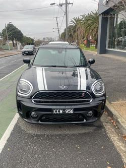 2022 MINI
Countryman Cooper S Classic