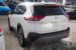 2025 Nissan
X-TRAIL ST-L e-POWER