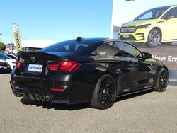 2015 BMW
M4