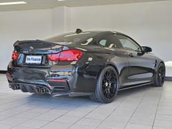 2015 BMW M4 F82 Azurite Black