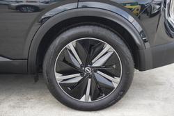 2025 Nissan
QASHQAI Ti