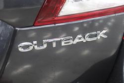 2018 Subaru
Outback 2.5i Premium