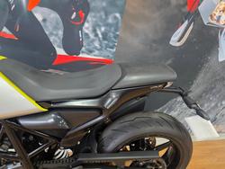 2019 HUSQVARNA VITPILEN 701 WHITE ARROW