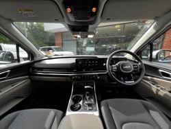 2024 Kia
Carnival S