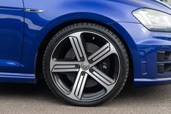 2016 Volkswagen
Golf R