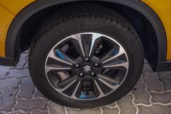 2023 Suzuki
Vitara Turbo