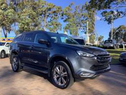 2024 Isuzu
MU-X LS-T