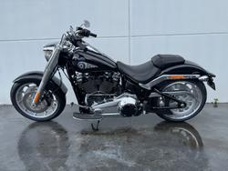 2025 Harley-davidson FLFB FAT BOY (117) Vivid Black