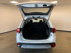 2021 MITSUBISHI
                OUTLANDER ES 7 SEAT AWD