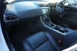 2016 Jaguar
XE 20t Prestige