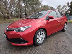 2016 Toyota
Corolla Ascent