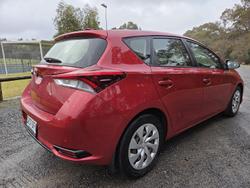 2016 Toyota
Corolla Ascent