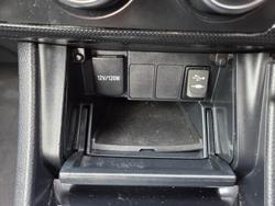2016 Toyota
Corolla Ascent