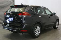 2021 Nissan
                X-TRAIL ST