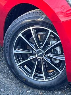 2014 Mazda
                2 Neo