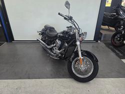 2010 Kawasaki VULCAN 900 (VN900) CLASSIC Black