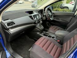 2016 Honda
                CR-V VTi