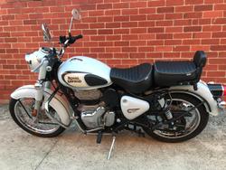 2022 Royal Enfield
Classic 350 Halcyon