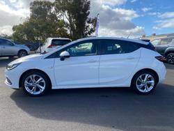 2016 Holden
Astra RS
