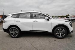 2025 Kia
Sportage SX