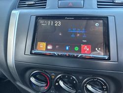 2018 Nissan
Navara RX