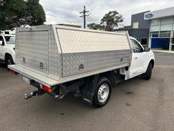 2018 Nissan
                Navara RX
