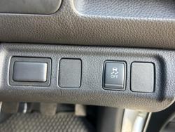 2018 Nissan
Navara RX