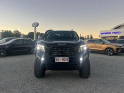 2020 Nissan
Navara ST-X