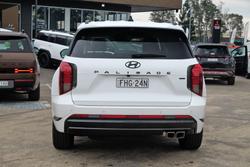 2024 Hyundai
Palisade Calligraphy Black Ink