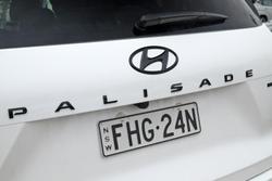2024 Hyundai
Palisade Calligraphy Black Ink