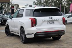 2024 Hyundai
Palisade Calligraphy Black Ink