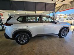 2024 NISSAN
T33 ST