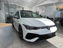 2024 Volkswagen
Golf R