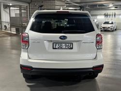 2017 Subaru
Forester 2.5i-S